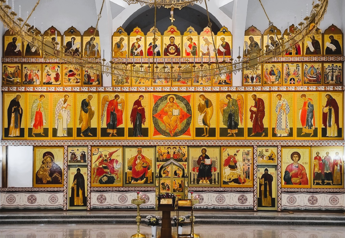 Иконостас Георгиевского храма в Зеленограде