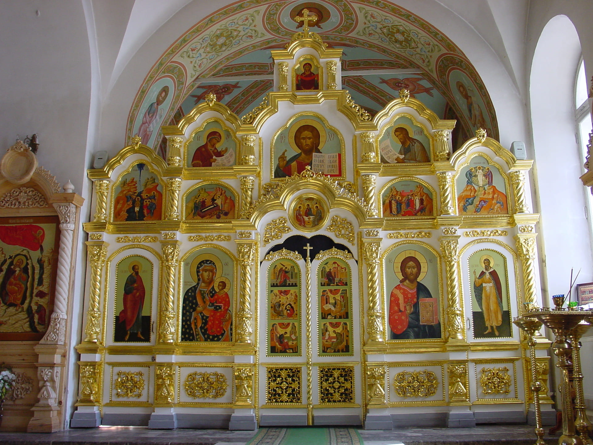 Иконостасы