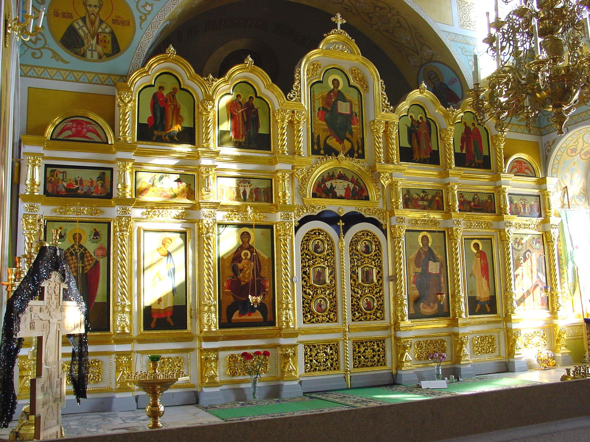 Иконостасы